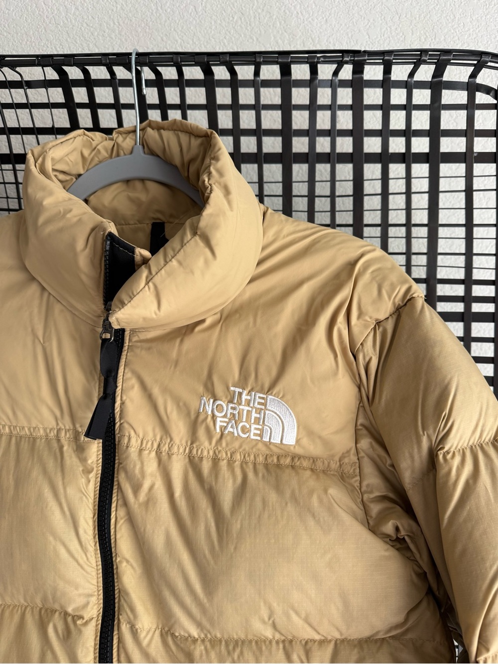 The north face 1996 Retro Nuptse Hooded Jacket - Picture 4 of 7